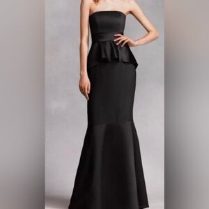 Vera Wang Elegant Black Strapless Dress